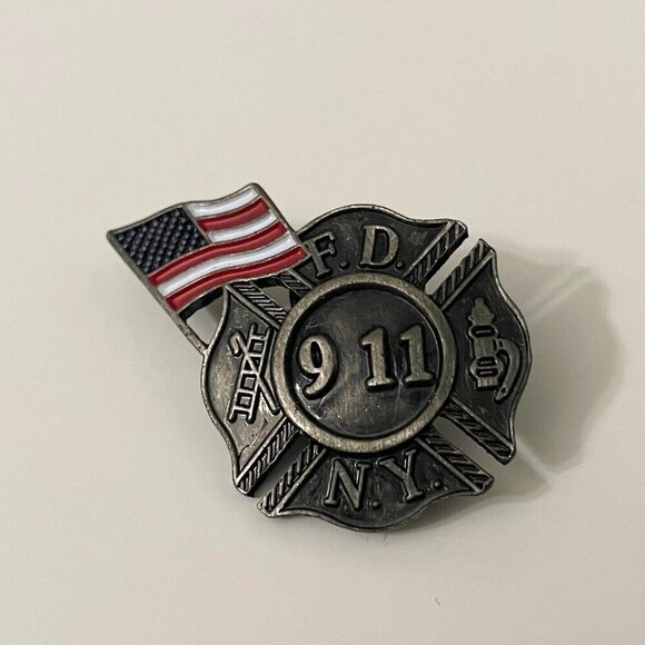 Vtg 9 11 FD NY New York Fire Department Memorial Pin Flag - Picture 8 of 8